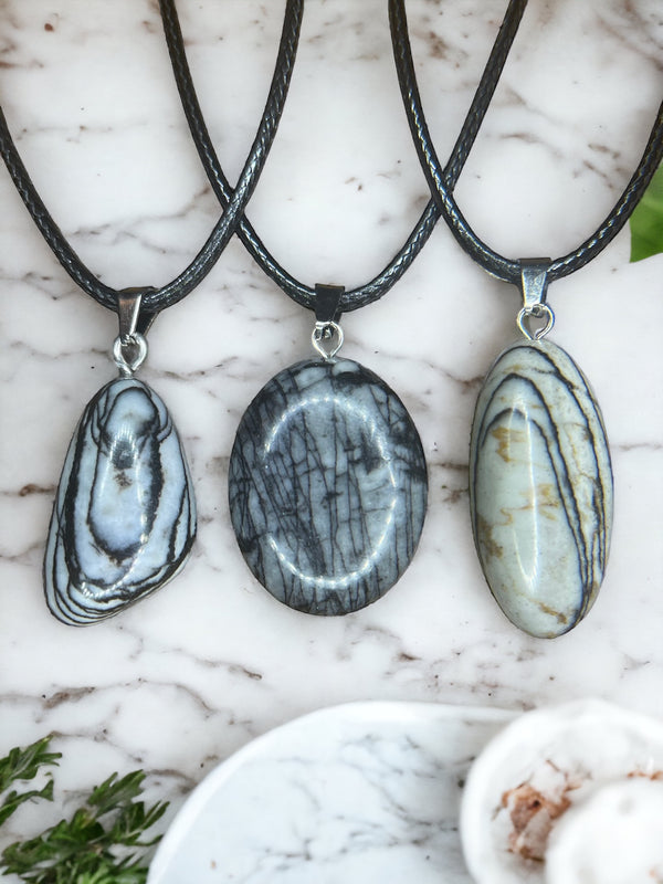 Spider Web Jasper Crystal Pendant Necklace